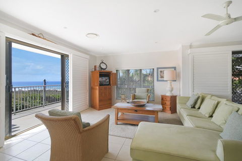 Kari 3 - 3/7 Peregian Esplanade - Accommodation Gladstone 1