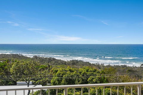 Kari 3 - 3/7 Peregian Esplanade - Accommodation Gladstone 0