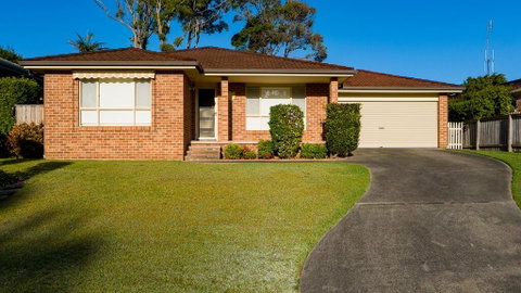 Kentia Drive 28 - Accommodation Gladstone 0