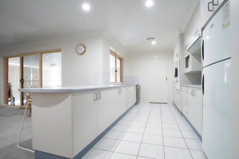 Kentia Drive 28 - Accommodation Gladstone 2