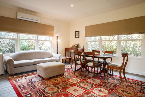 King River Cottage - Accommodation Gladstone 2