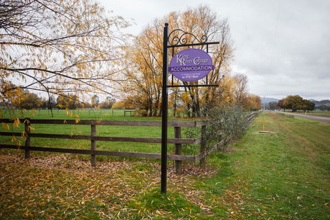King River Cottage - Accommodation Gladstone 0
