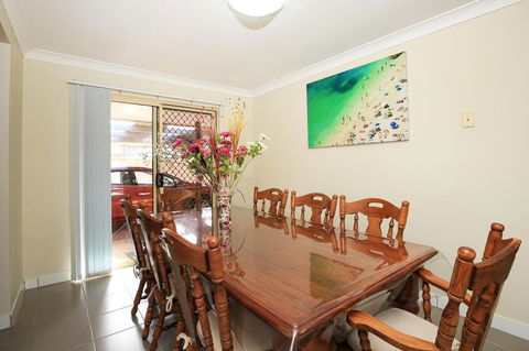Kingfisher - Pet-Friendly - 10 Mins To Hyams Beach - Accommodation Gladstone 2