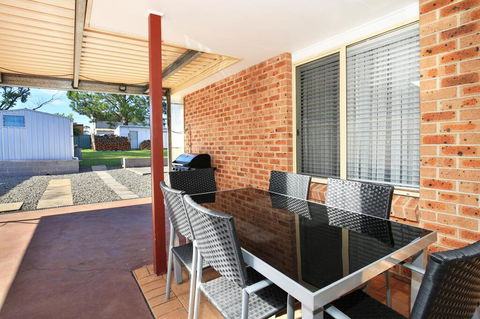 Kingfisher - Pet-Friendly - 10 Mins To Hyams Beach - Accommodation Gladstone 1