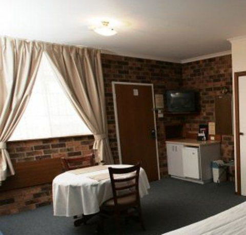 Kinross Inn - Accommodation Gladstone 1