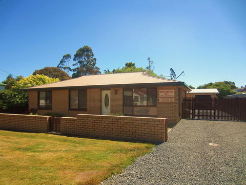 Kitty's Cottage - Accommodation Gladstone 1