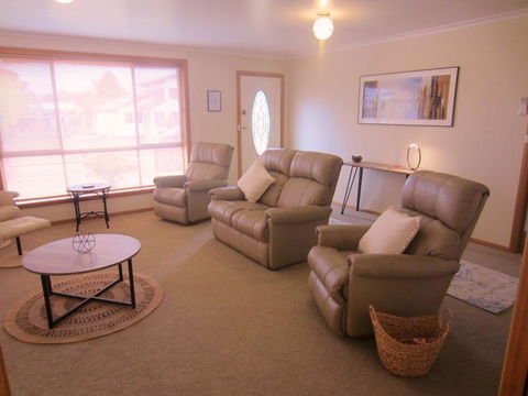 Kitty's Cottage - Accommodation Gladstone 0