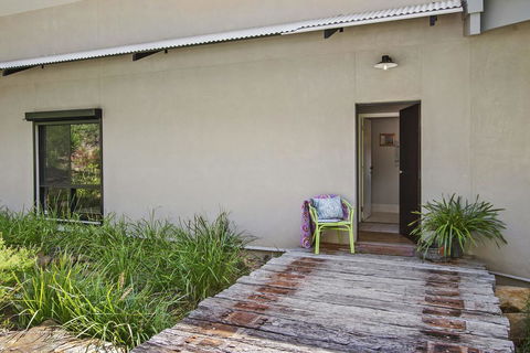 KOALA GULLY - Accommodation Gladstone 1