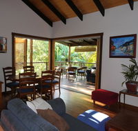 Kookaburra Cottage at Uralba Eco Cottages - Accommodation Gladstone