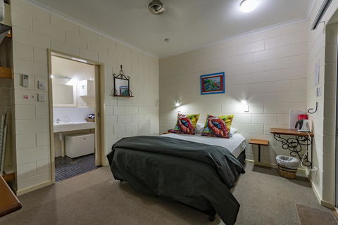 Kookaburra Lodge Motel - Accommodation Gladstone 3