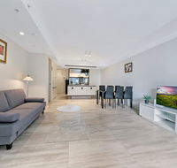 KOZYGURU HAYMARKET SYDNEY CITY VIEW 2 BED STUNNING APT NHA178-1206 - Accommodation Gladstone