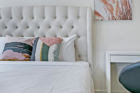 KOZYGURU ZETLAND COSY 3 BEDROOM APT EAST VILLAGE NZE906-1413 - Accommodation Gladstone 1