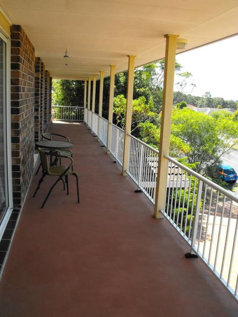 KULAROO HOUSE - Accommodation Gladstone 3