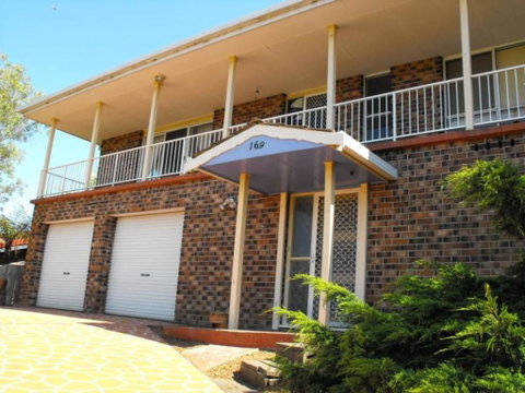 KULAROO HOUSE - Accommodation Gladstone 0