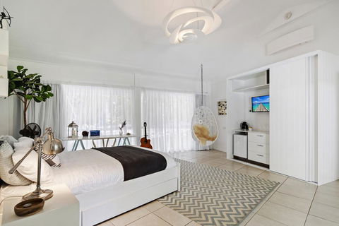 La Boheme Whitsunday - Accommodation Gladstone 2