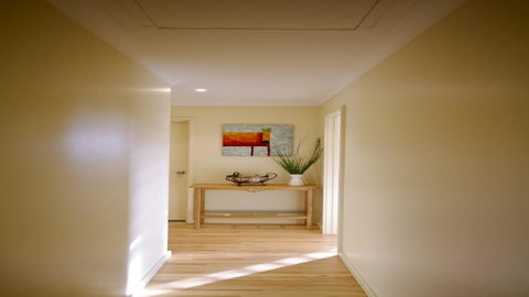 La Collina - Accommodation Gladstone 2