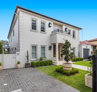 La Maison 1789 Boutique Guest Apartment - Accommodation Gladstone