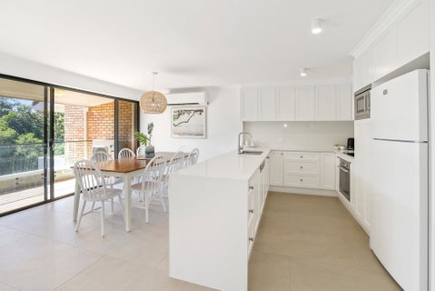 La Mer Apartments - Accommodation Gladstone 2