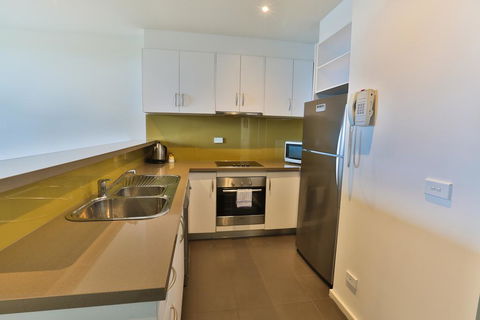 Lady Bay Resort - Accommodation Gladstone 3
