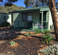 Lake Albert Caravan Park - Accommodation Gladstone