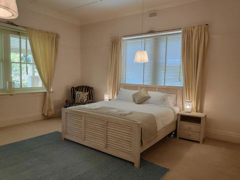 Lake House Benalla - Accommodation Gladstone 3