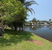 LAKE HOUSE ON ELOUERA - Accommodation Gladstone