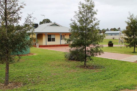 Lake Tyrrell Accommodation - Accommodation Gladstone 0