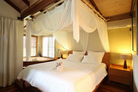 Lake Weyba Cottages Noosa - Accommodation Gladstone 0