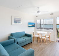Lakeside Flats 6 - Accommodation Gladstone