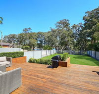 Lakeside Luxury - 13 Lake Street - Accommodation Gladstone
