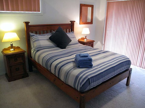 Lakeview Lodge - Accommodation Gladstone 1