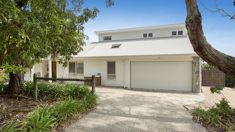 LANIKAI - MOUNT MARTHA - Accommodation Gladstone 3