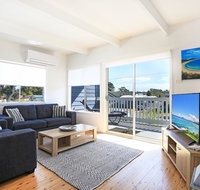 Lazy Days Beach House Jervis Bay - Pet Friendly 4 Mins Walk to Beach - Accommodation Gladstone