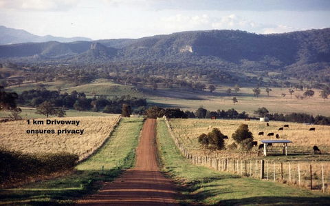 LeCamah Hill - Accommodation Gladstone 2