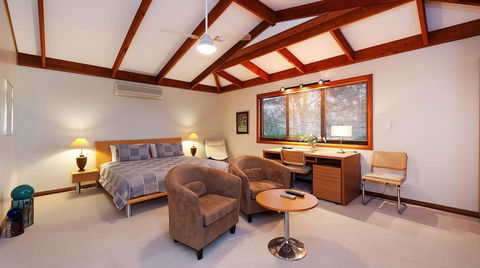 LeCamah Hill - Accommodation Gladstone 0