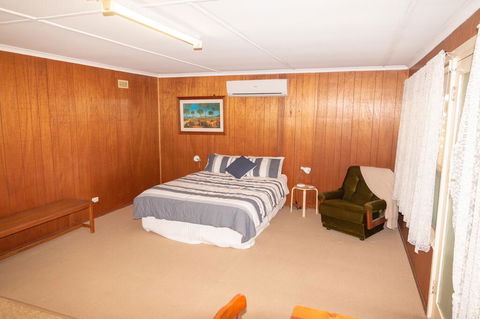Limestone Cottage - Accommodation Gladstone 1