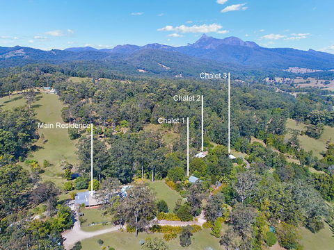 Limpinwood Lodge - Accommodation Gladstone 1