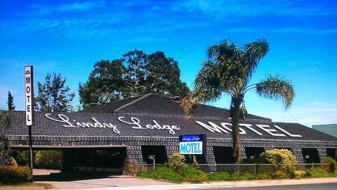 Lindy Lodge Motel - Accommodation Gladstone 0