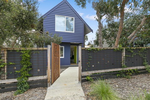 Liokai - Accommodation Gladstone 0