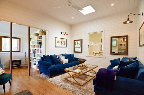 Lulu Hill Cottage - Kangaroo Valley - Accommodation Gladstone 2