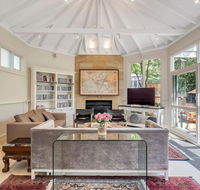 Luxe Mountain Retreat - Katoomba - 4 Bed  Bath - Accommodation Gladstone