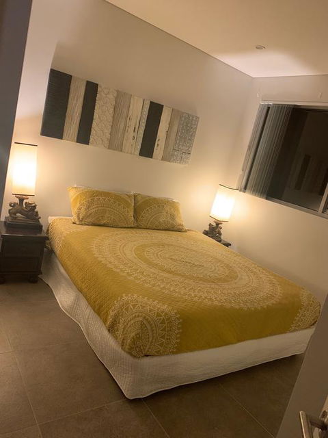 Luxury Executive Apartment - Accommodation Gladstone 0