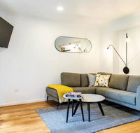 Luxury Spacious 2 Bedroom Fitzroy Apartment - Accommodation Gladstone