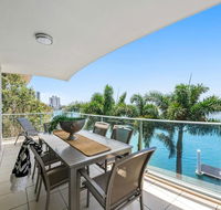 Luxury Waterfront Maroochydore Free Wine Netflix Parking - Accommodation Gladstone