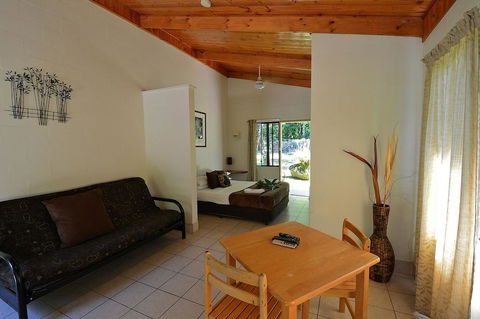 Lync Haven Rainforest Retreat - Accommodation Gladstone 1