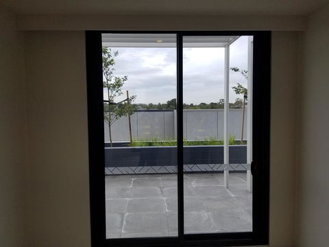 M City Self Contained Apartment - Accommodation Gladstone 2
