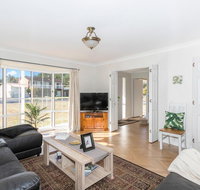 Macleay Street 23 Narrawallee - Accommodation Gladstone