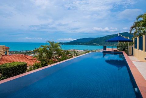 Magnificence At Airlie - Accommodation Gladstone 1
