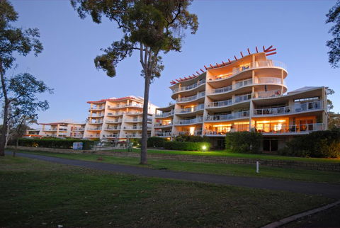 Magnolia Lane Apartments - Accommodation Gladstone 3