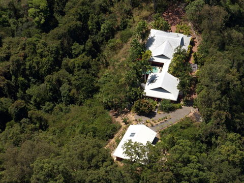 Mai Tai Resort - Accommodation Gladstone 1